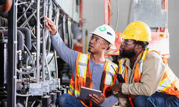 Best Electrical Repair Services  in Green Tree, PA