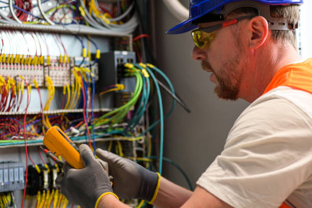 Best Affordable Emergency Electrician  in Green Tree, PA